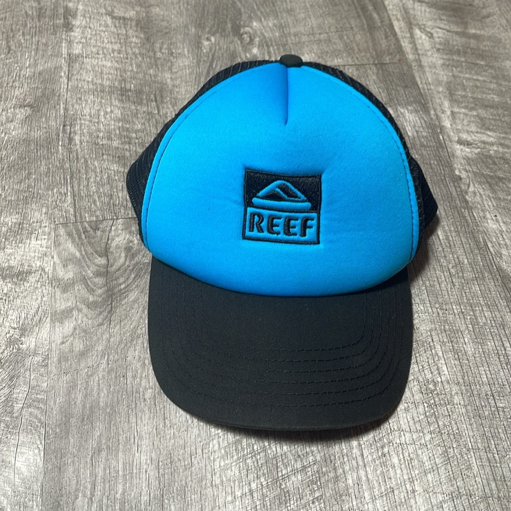 Reef Baseball Cap - Picture 11 of 11